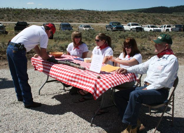 Gun raffle. Photo by Dawn Ballou, Pinedale Online.