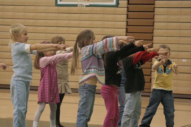 Pointing. Photo by Tim Ruland, Pinedale Fine Arts Council.