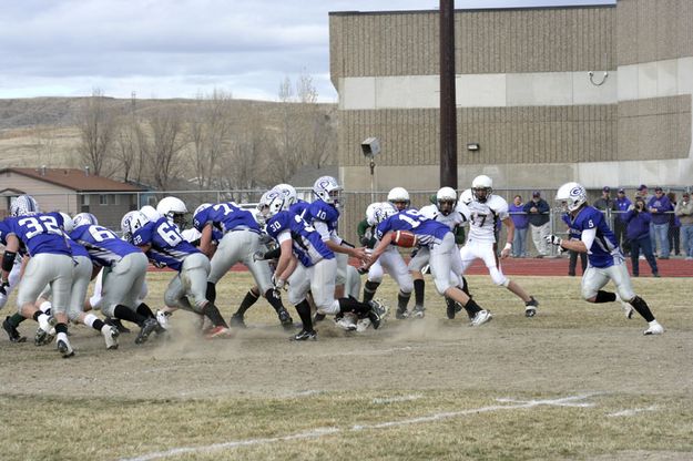 The pitch. Photo by Jonathan Van Dyke, Pinedale Roundup.