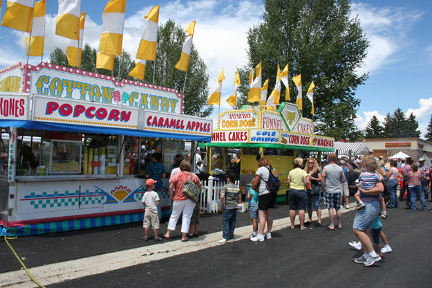 Food, Food, & More Food. Photo by Pam McCulloch, Pinedale Online.