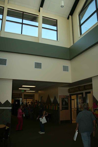 Lobby. Photo by Dawn Ballou, Pinedale Online.