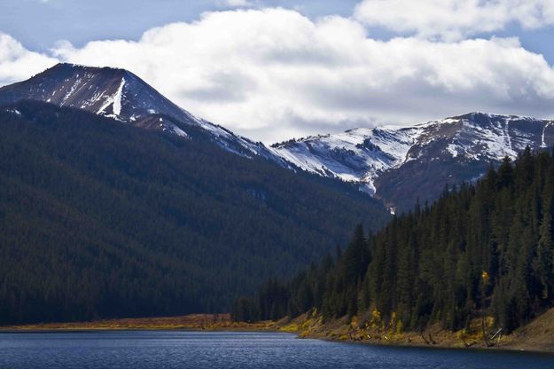 Middle Piney Lake. Photo by Dave Ball.