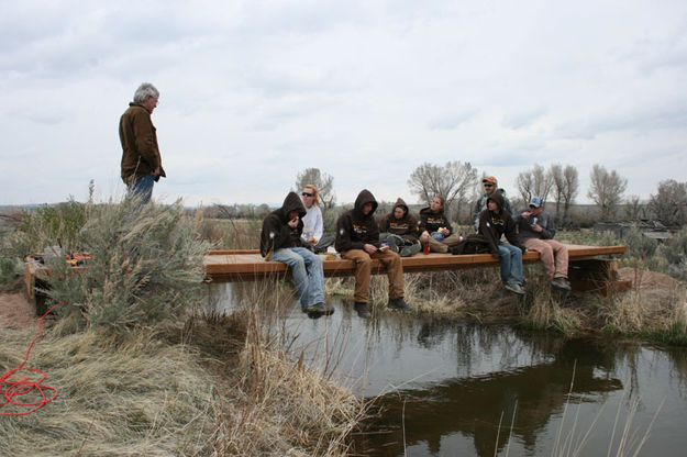 Lunch break. Photo by Dawn Ballou, Pinedale Online.