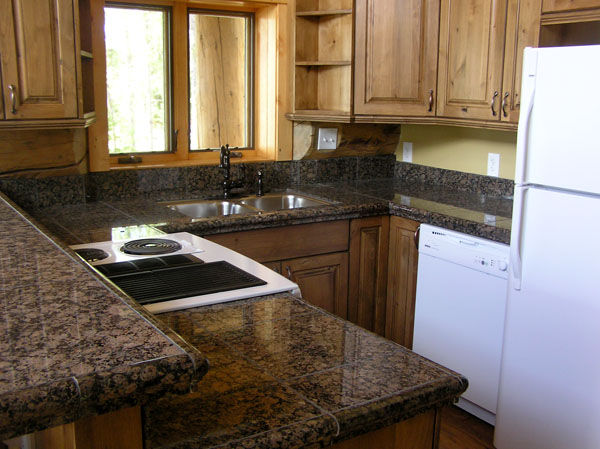 Kitchen. Photo by Dawn Ballou, Pinedale Online.