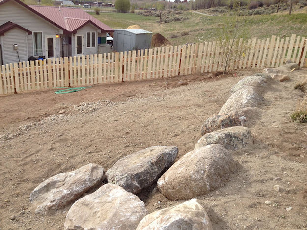 Rocks on the hill. Photo by Ana Cuprill.