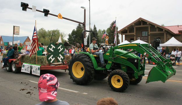 4-H Float. Photo by Dawn Ballou, Pinedale Online.