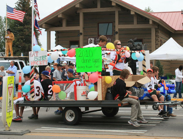 Pinedale Glaciers hockey. Photo by Dawn Ballou, Pinedale Online.