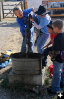 Pumping Water. Photo by Clint Gilchrist, Pinedale Online.