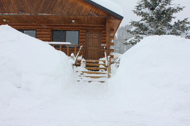 To the steps. Photo by Kendall Valley Lodge.