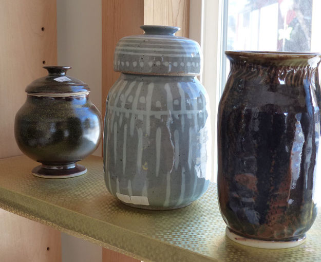 Rita Donham pottery. Photo by Dawn Ballou, Pinedale Online.