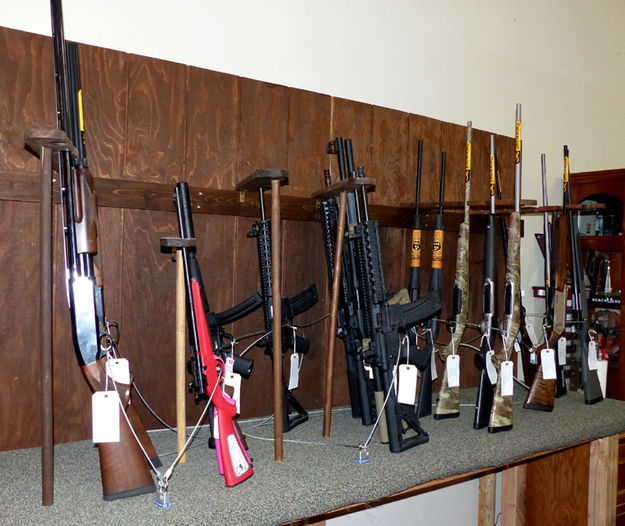 Guns. Photo by Dawn Ballou, Pinedale Online.