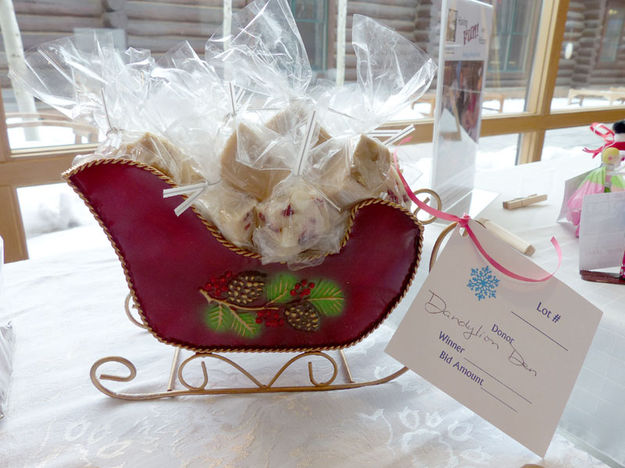 Chocolate sleigh. Photo by Dawn Ballou, Pinedale Online.