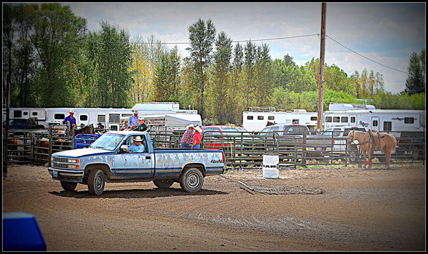 Bob Dragging Arena. Photo by Terry Allen.