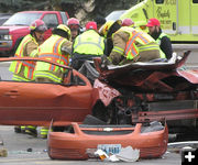 Jaws of Life cutting roof off. Photo by Bob Rule, KPIN 101.1FM Radio.