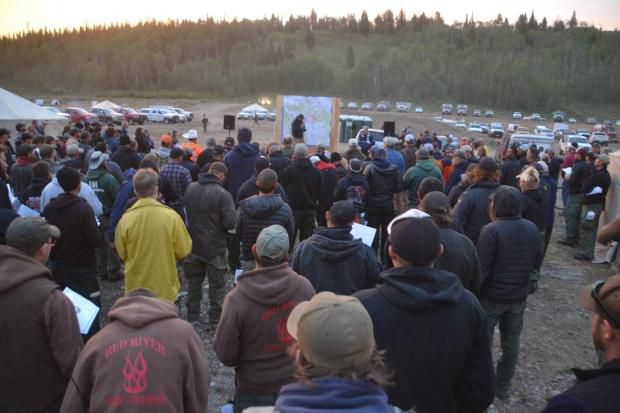 Morning Briefing. Photo by PIO Andy Lyon.