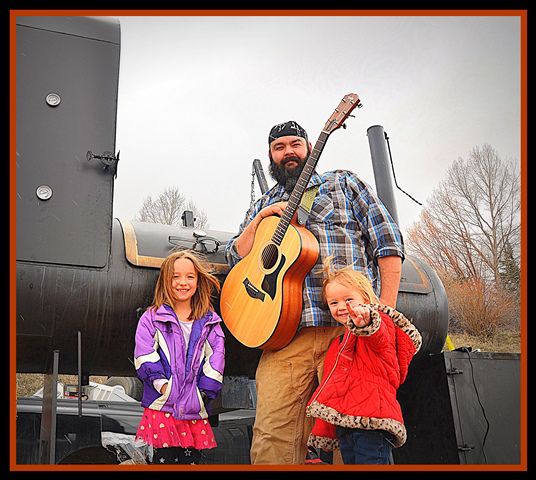 Stoney and His Girls. Photo by Terry Allen.