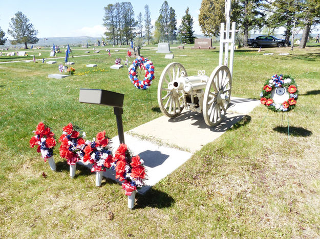 Canon display. Photo by Dawn Ballou, Pinedale Online.