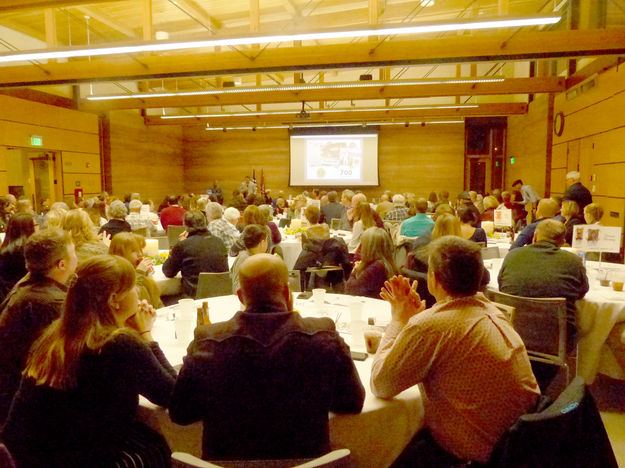 Honoring 2017 volunteers. Photo by Dawn Ballou, Pinedale Online.