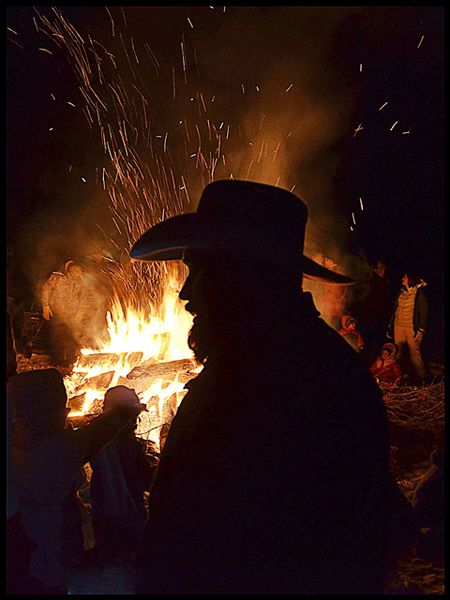 Winter Bonfire at Live Nativity. Photo by Terry Allen.