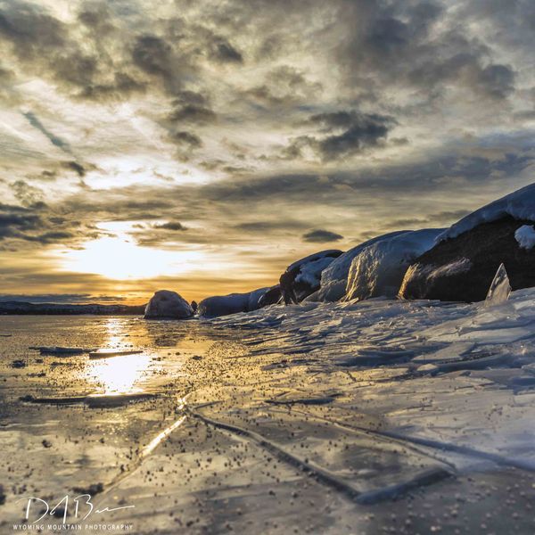 Fremont Lake Ice. Photo by Dave Bell.