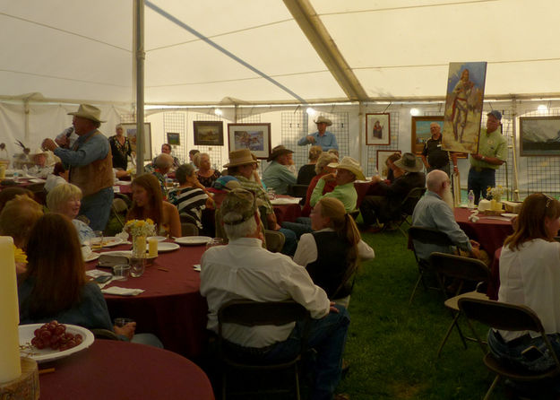 Art Auction. Photo by Dawn Ballou, Pinedale Online.