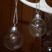 Sam Drucker's Fly Wreath detail. Photo by Dawn Ballou, Pinedale Online.