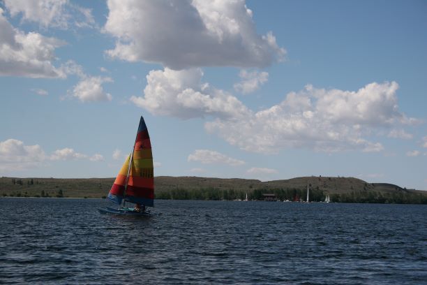 Catamaran color. Photo by Mindi Crabb.