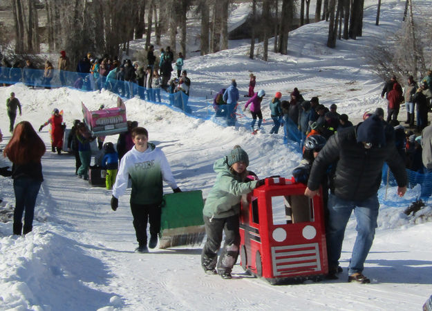 Back up the hill. Photo by Dawn Ballou, Pinedale Online.