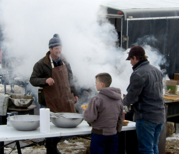 Pitchfork Fondue. Photo by Dawn Ballou, Pinedale Online.