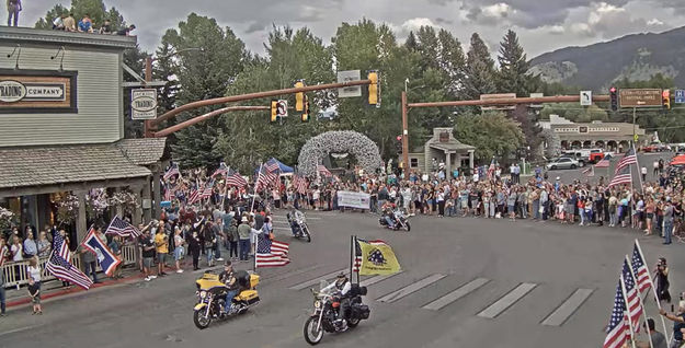 Motorcycle honor escort. Photo by seejh.com.