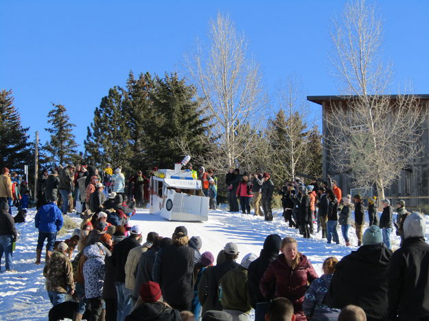 At the top of the hill. Photo by Dawn Ballou, Pinedale Online.