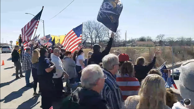 Overpass Rally Oklahoma. Photo by Oreo Express.