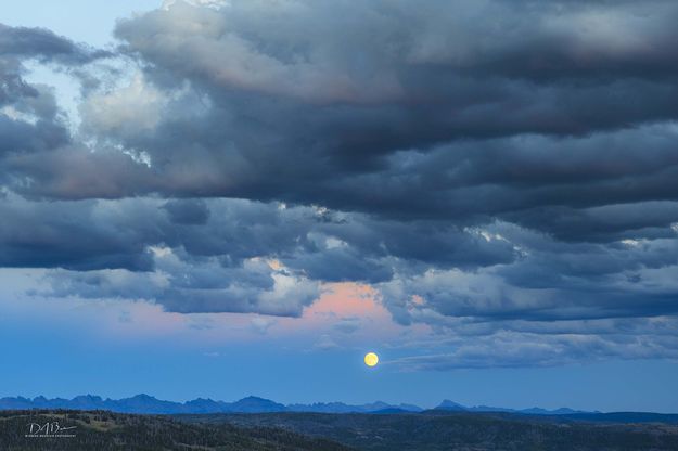 Encroaching Clouds. Photo by Dave Bell.